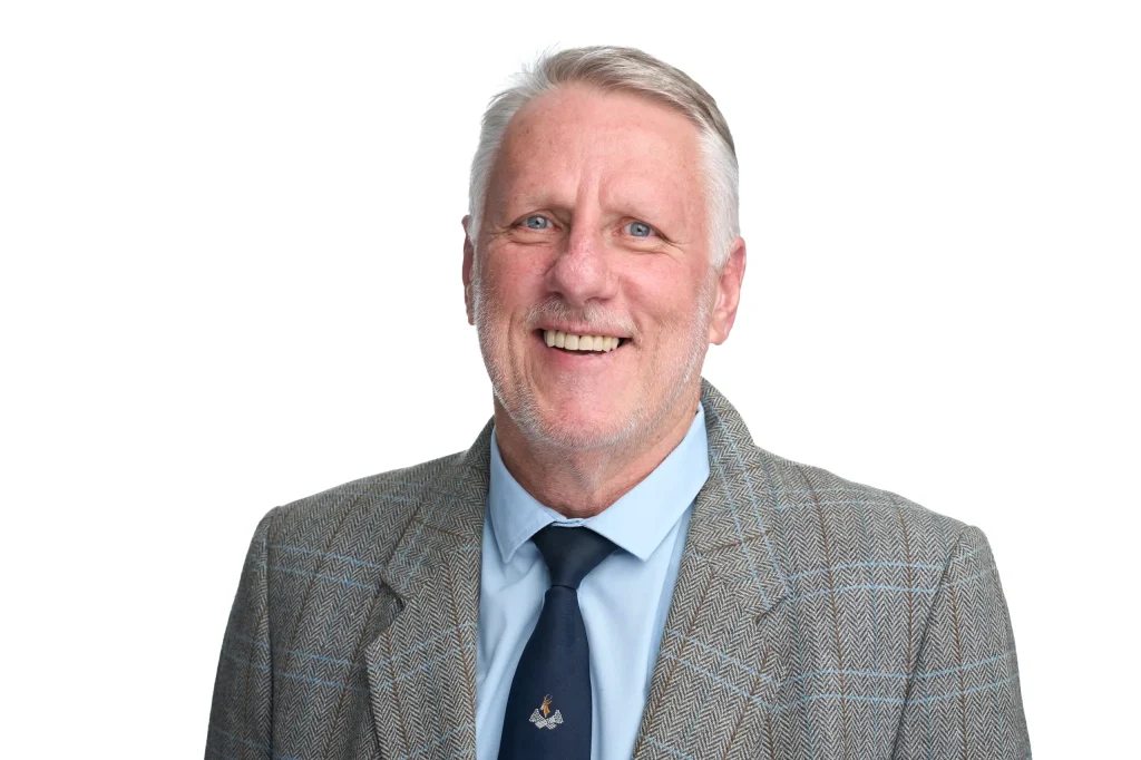 Mr Michael McMillan